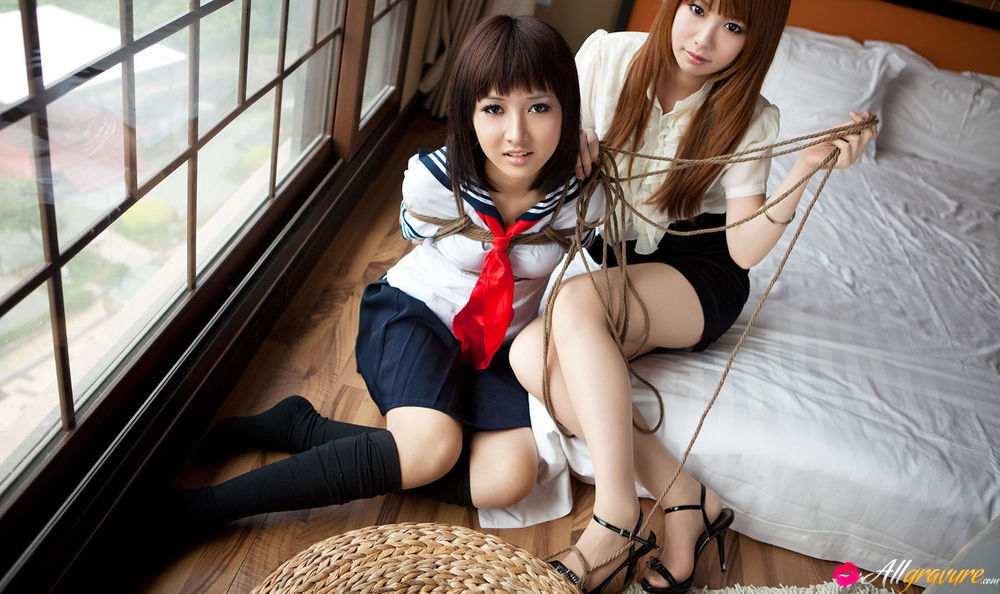 Japanese Schoolgirl Bondage Porn - Dimdim Asian in uniform is tied in ropes by another sexy cupcake