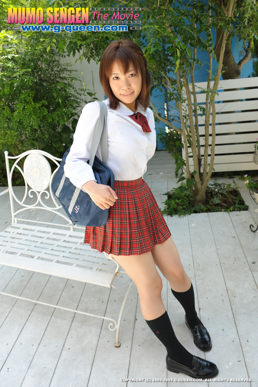 Asian schoolgirl Kana Mimura in white panties